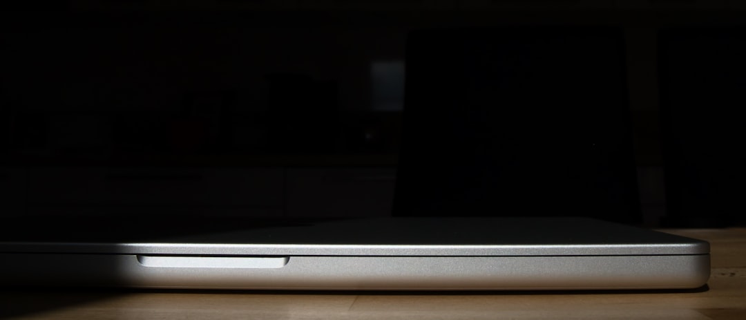 best USB-C dock for laptop on a tidy desk with dual monitors, Ethernet, and neat cables